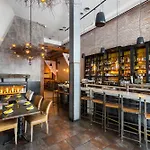 The O Hotel, Trademark Collection By Wyndham